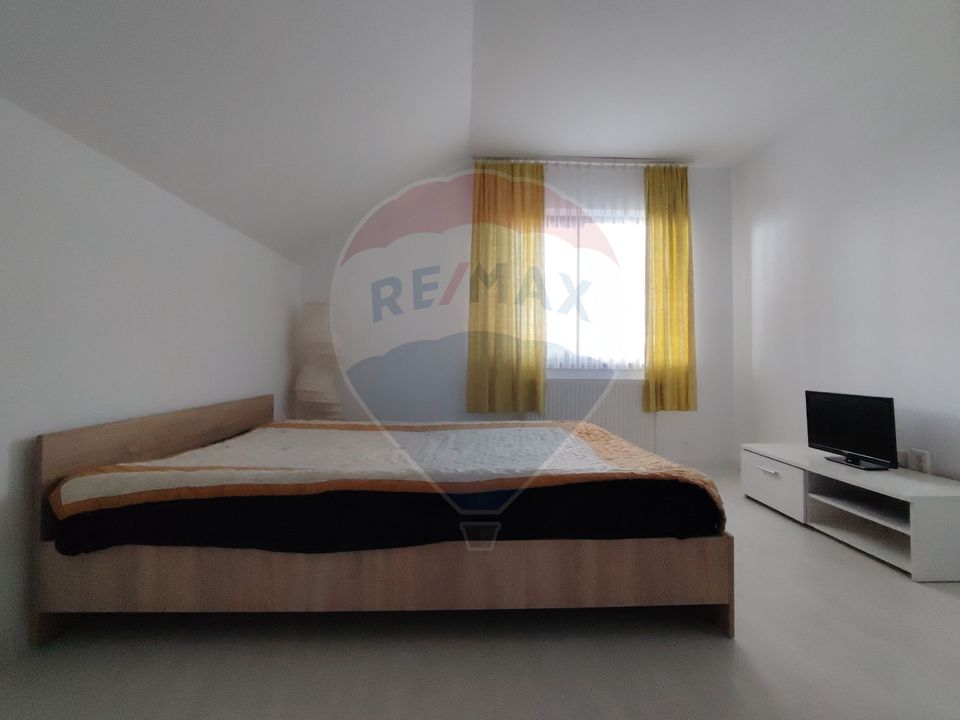 4 room House / Villa for sale