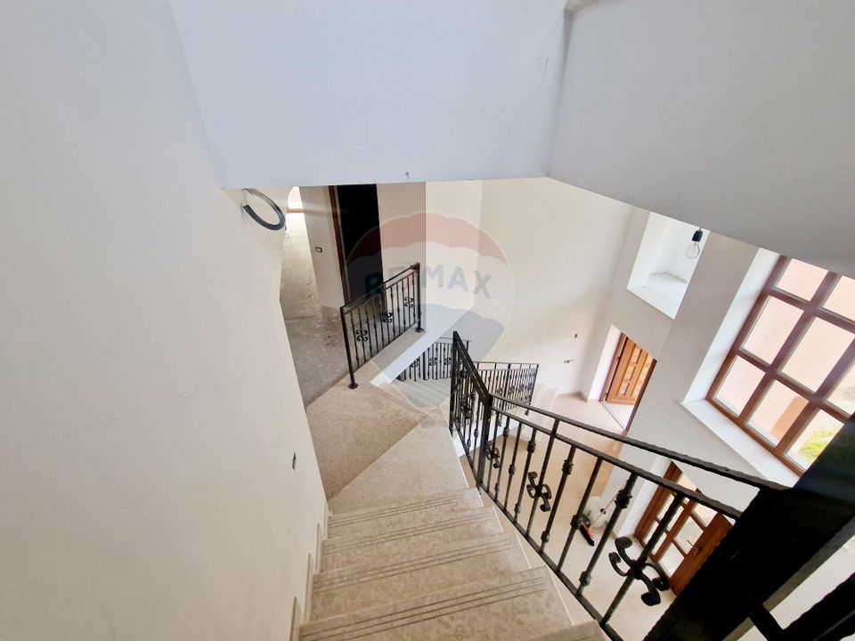 5 room House / Villa for sale, Darmanesti area