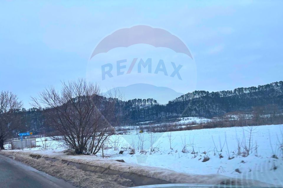 Urban land 1.7 Ha, industrial hall project - Mosna DN141