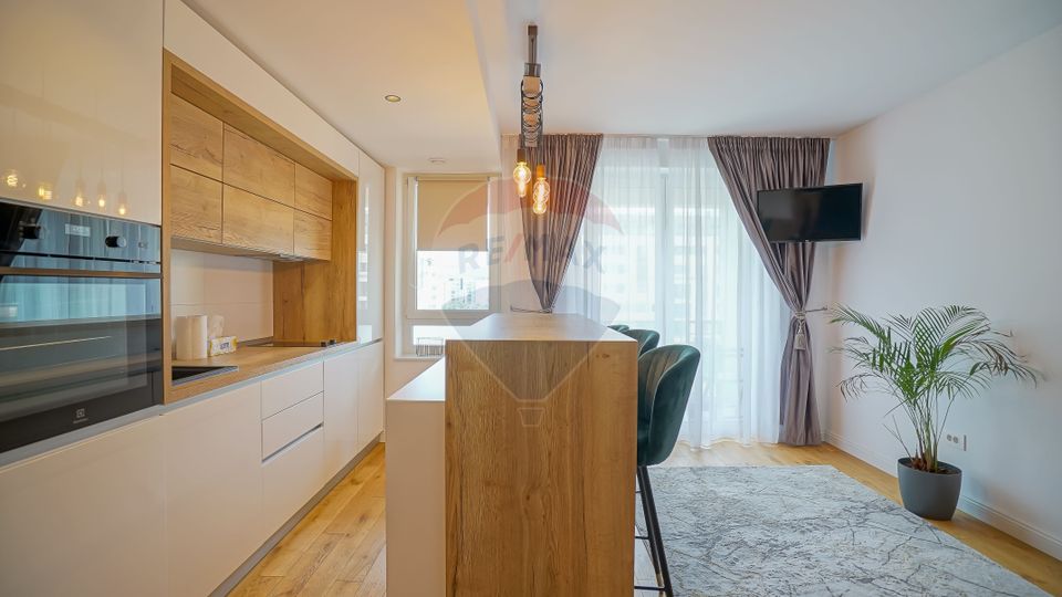 2 room Apartment for rent, Tractorul area