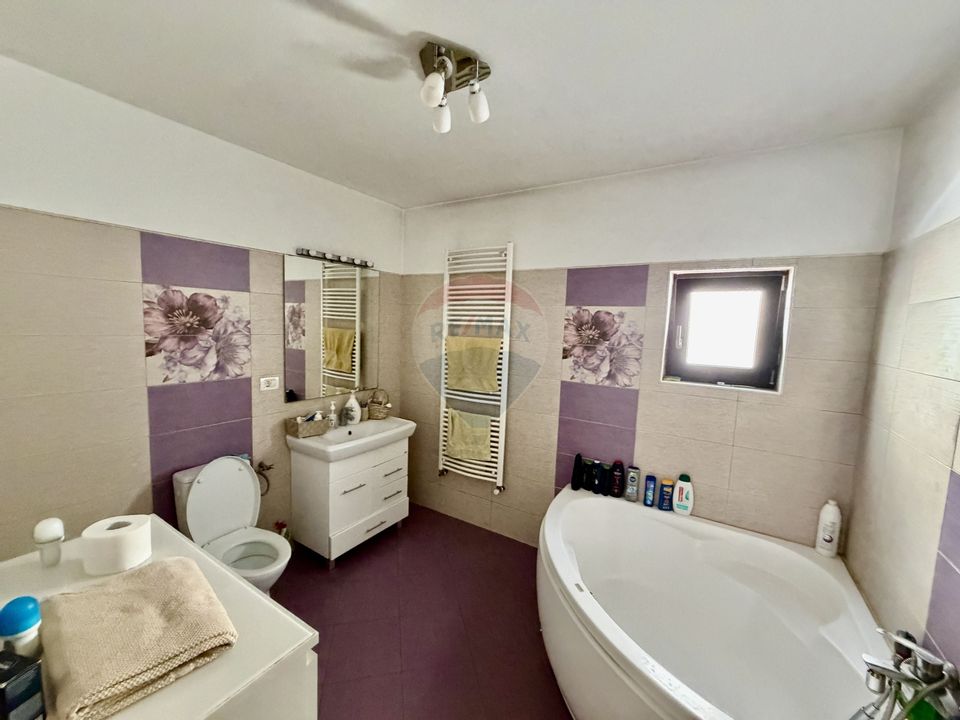 4 room House / Villa for sale