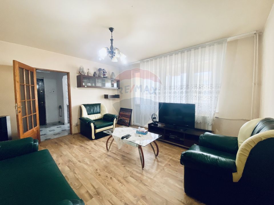 De vanzare | Apartament 3 camere cu balcon | Teiul Doamnei - Colentina
