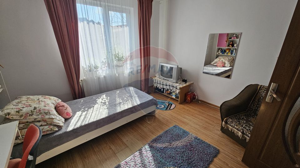 Casă / Vilă Bariera Valcii