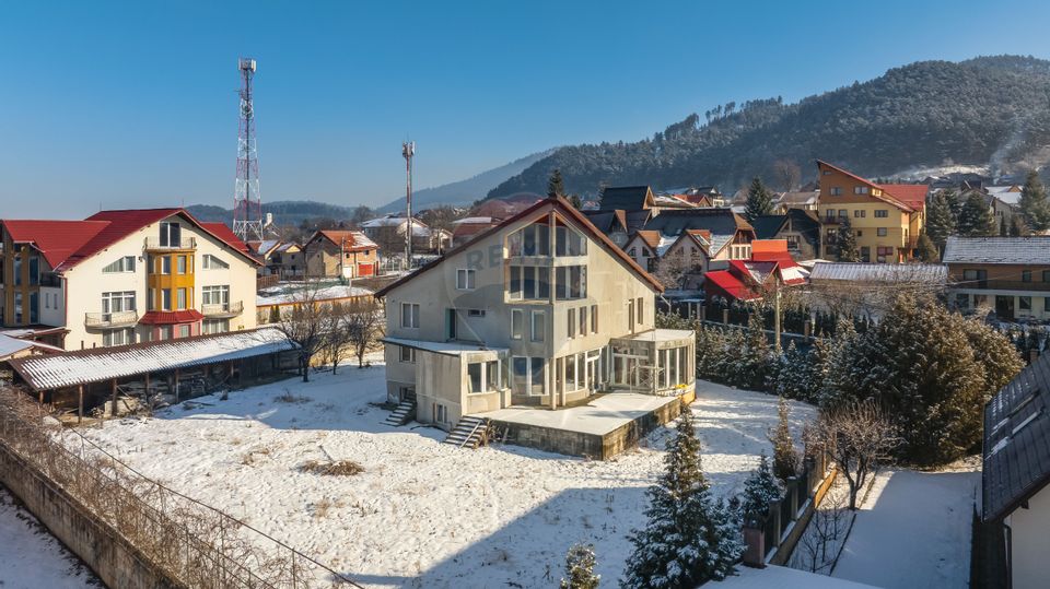 10 room House / Villa for sale, Bunloc area