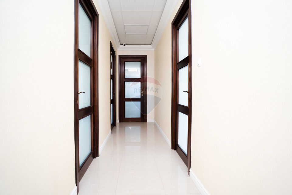 Spațiu de birouri de 360mp de vânzare în zona Galata