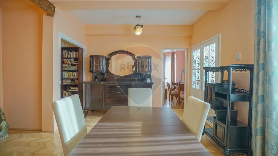 REZERVAT ! Apartament cu 3 camere de închiriat zona centrala