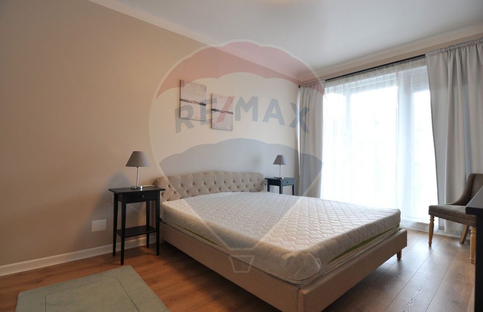 Apartament 3 camere lux | două dormitoare | două garaje | ultracentral