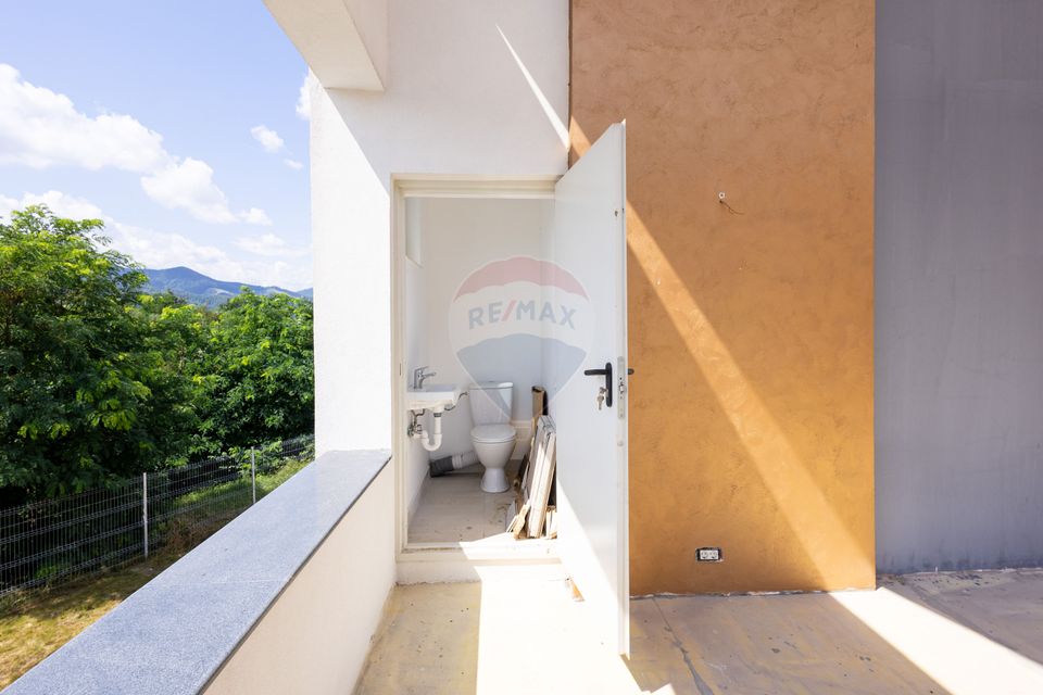 5 room House / Villa for sale