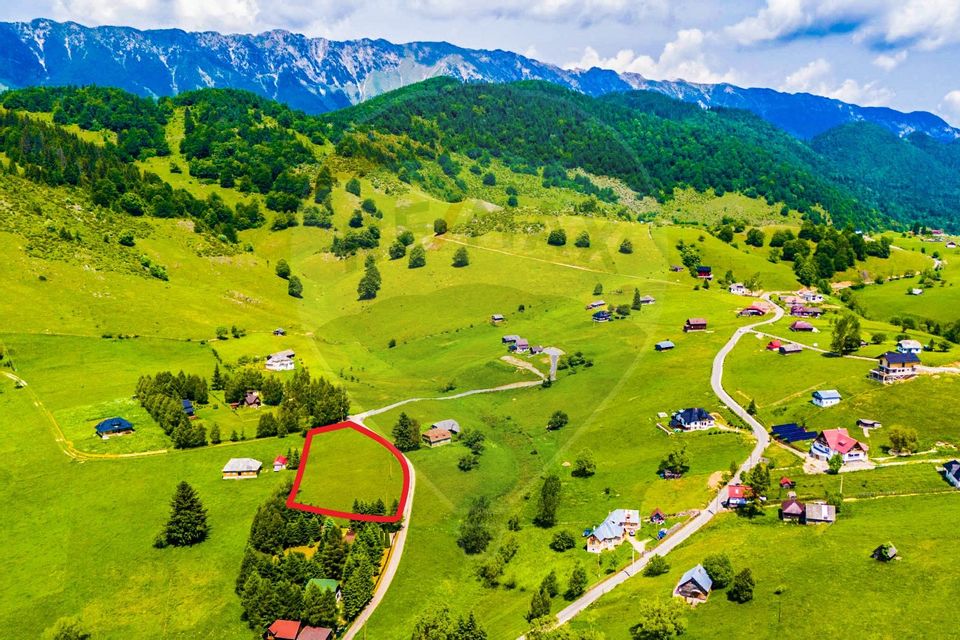 Parcele de teren de vanzare Sirnea, Brasov, cu priveliste catre munti