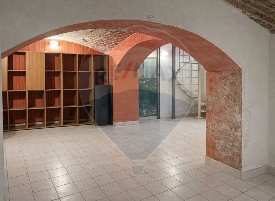 2 room Apartment for rent, P-ta Sfanta Vineri area