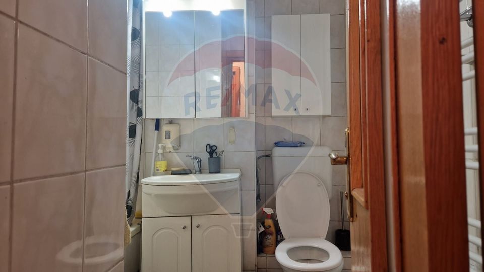 Apartament cu 4 camere de închiriat/ pet friendly/ cazare muncitori