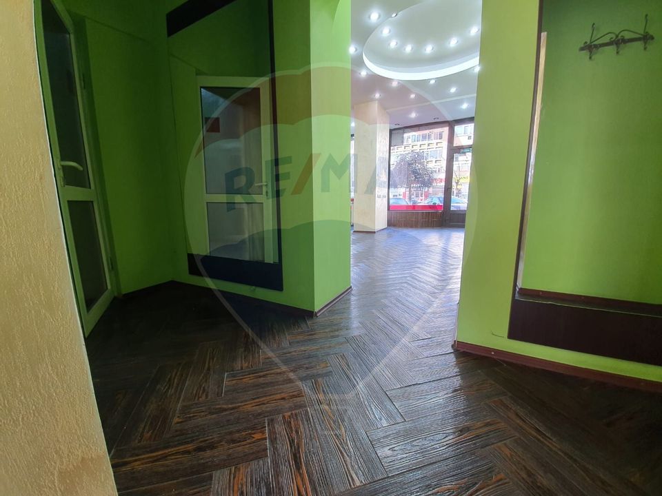 93sq.m Commercial Space for rent, Central area