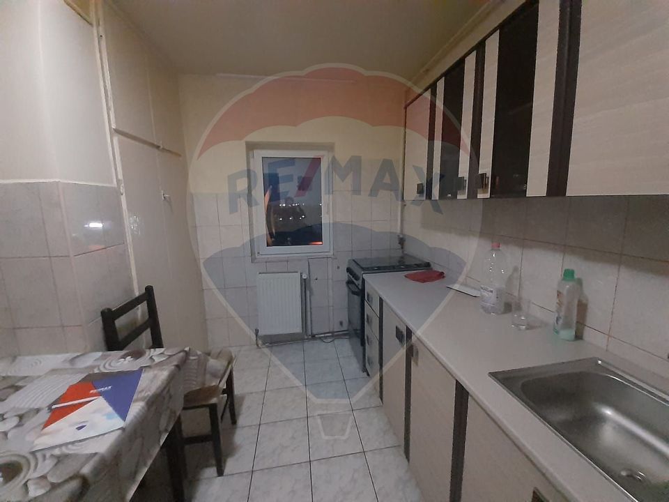 Apartament cu 2 camere de vânzare în zona Micalaca