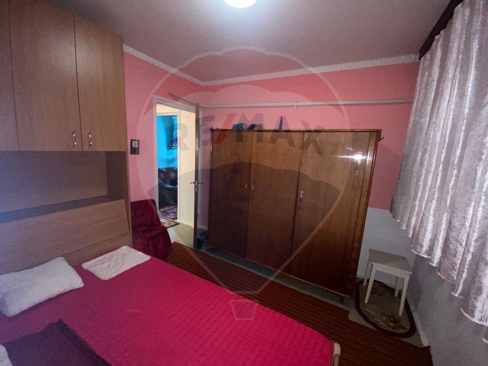 Apartament cu 3 camere de închiriat în zona Rahova