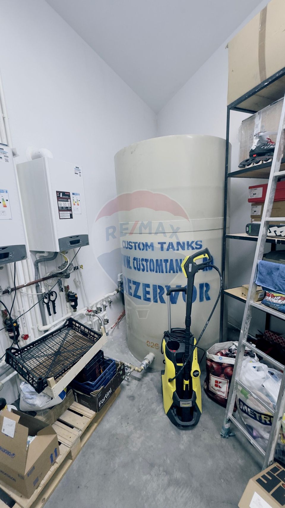 Proprietate premium în Filiași, locuință de lux cu spații comerciale