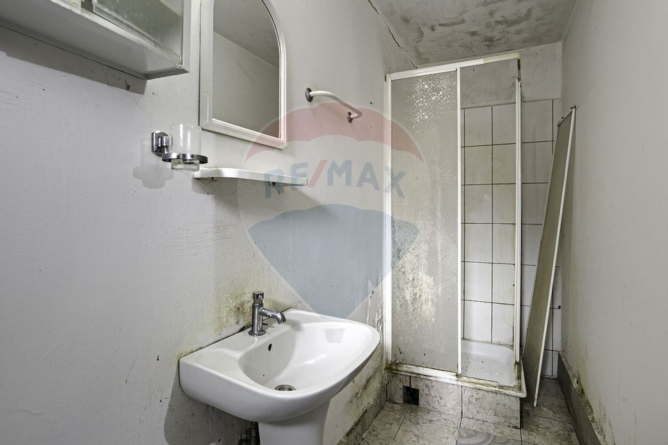 10 room Hotel / Pension for rent, Intim area