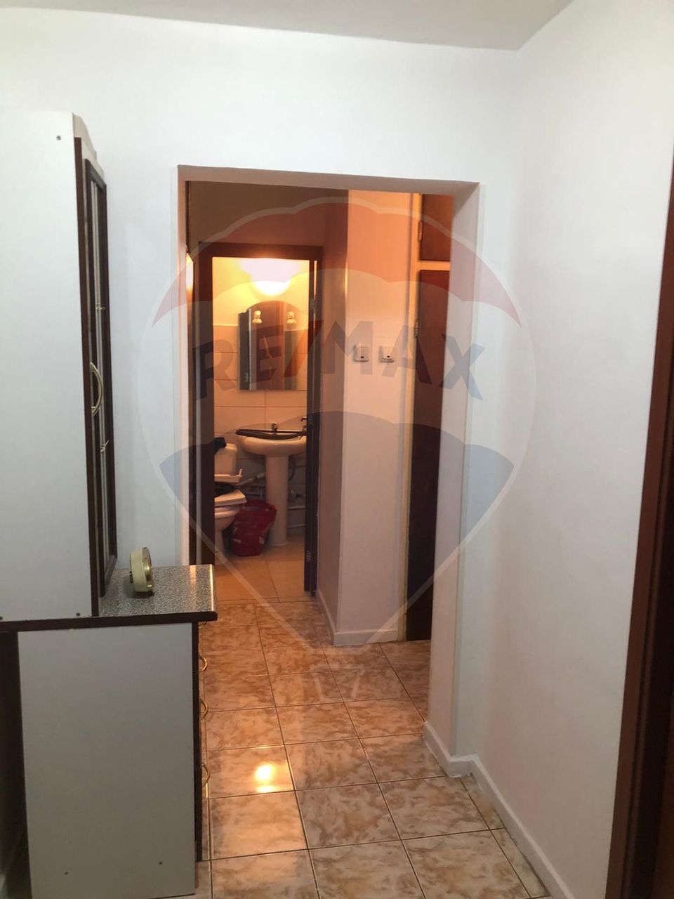 3 camere de închiriat ultracentral, etaj 4/7 cu lift , 480 euro