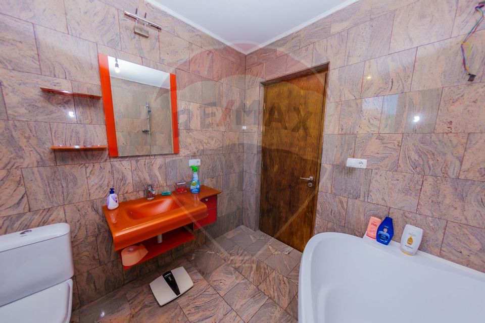 Vila de închiriat cu priveliște superbă în Cicârlău
