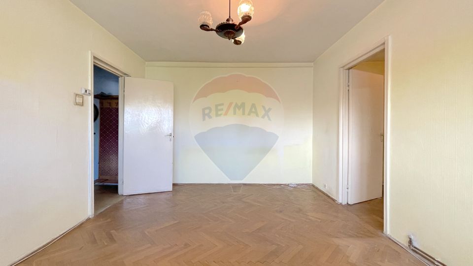 REZERVAT !  ! Apartament 2 camere str. Zizinului
