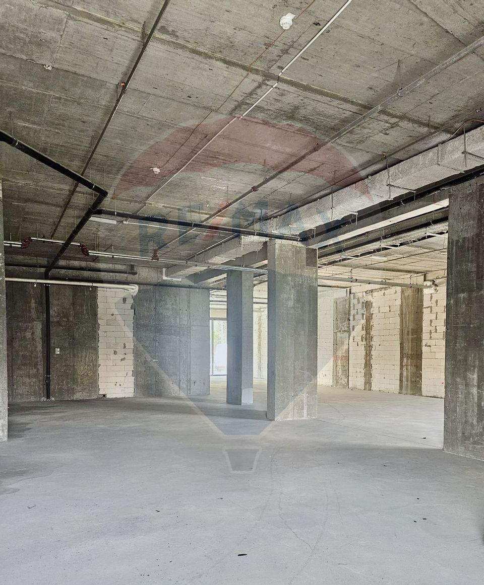 Spatiu comercial de închiriat în zona Barbu Vacarescu
