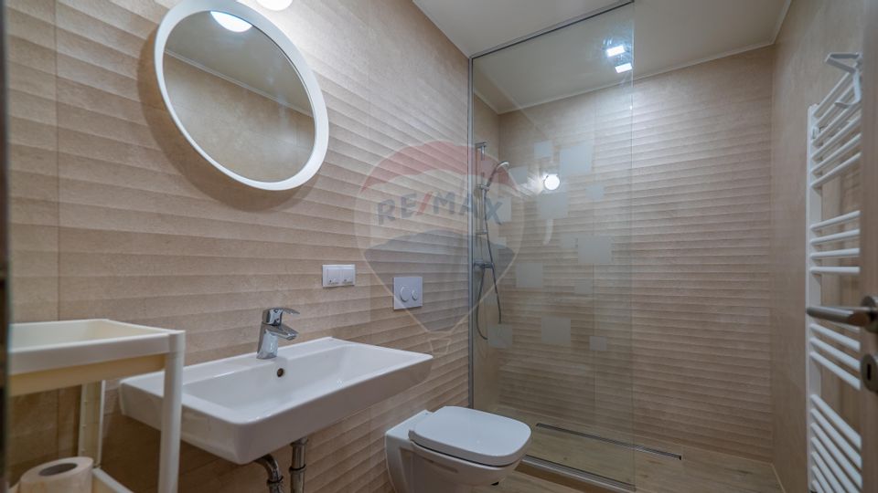 Apartament cu 2 camere de închiriat, zona Coresi, Tractorul