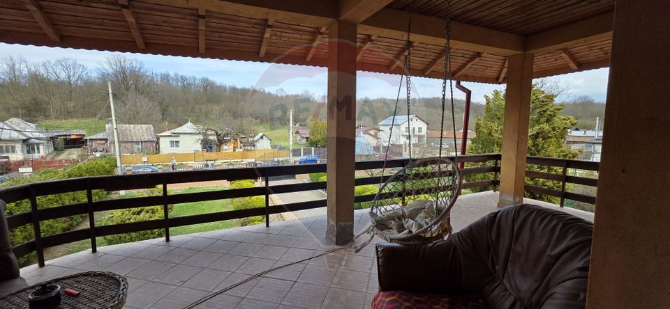 5 room House / Villa for sale