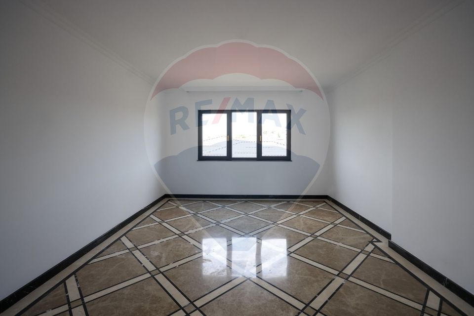 16 room House / Villa for sale, Parcul Carol area