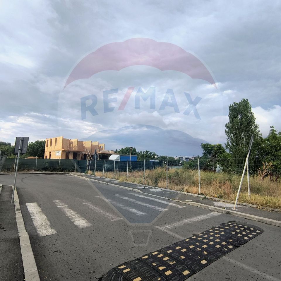 Teren cu deschidere lacul Colentina zona Doamna Ghica Fundeni