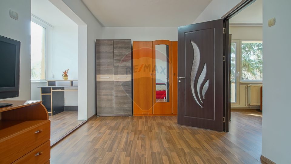 Apartament 2 cam de închiriat în Astra