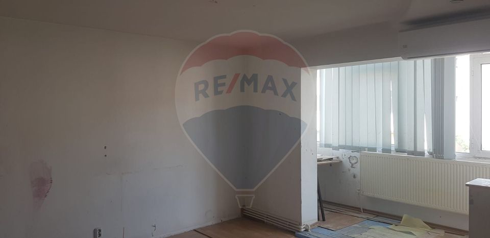 Apartament cu 3 camere de vânzare Baia Mare