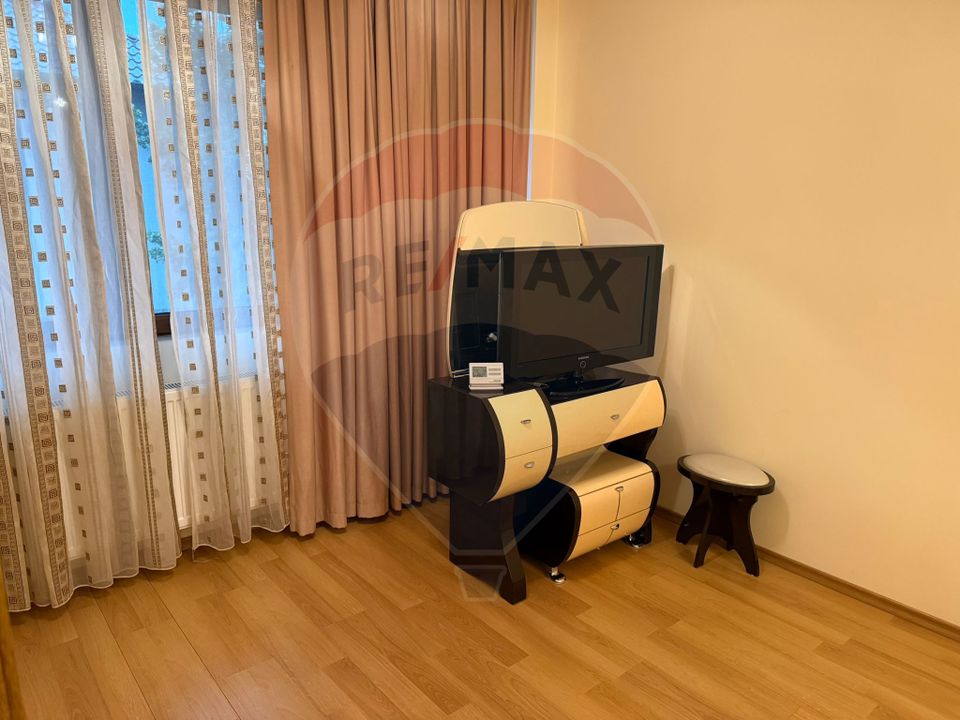 VANZARE Apartament cu 3 camere in zona Voluntari
