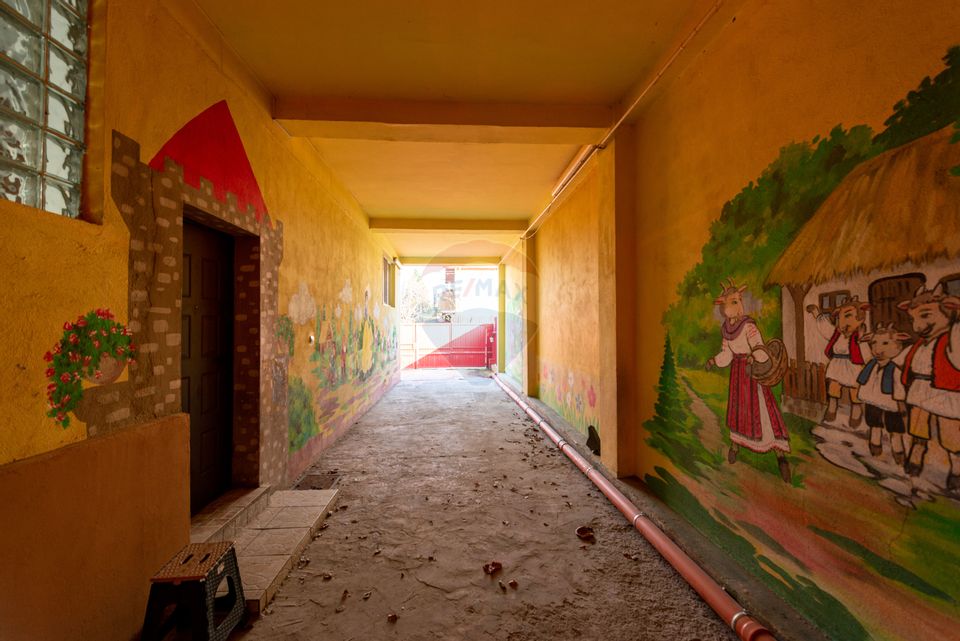 Villa with 10 rooms for rent, GF+GF+1+M, 284mpu, 220 sqm land