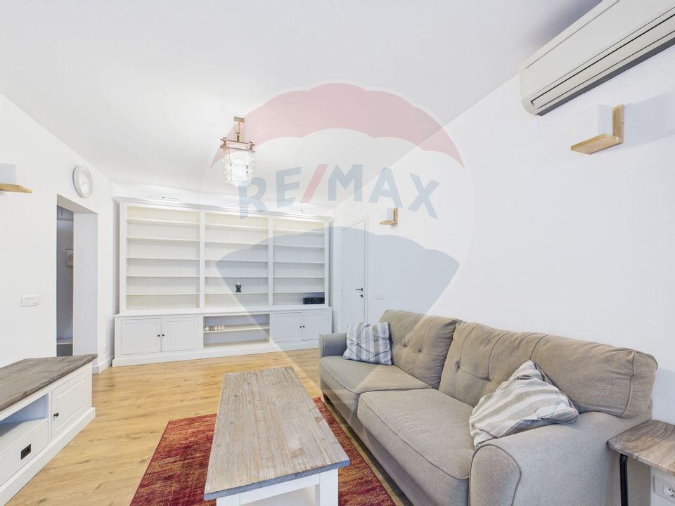 3 room apartment - ultracentral, Romana Square