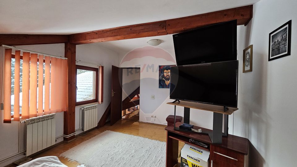 Vilă de lux cu 4 camere de vânzare în Câmpulung Moldovenesc, Suceava
