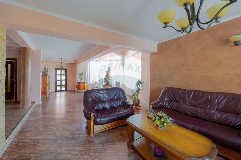 6 room House / Villa for sale