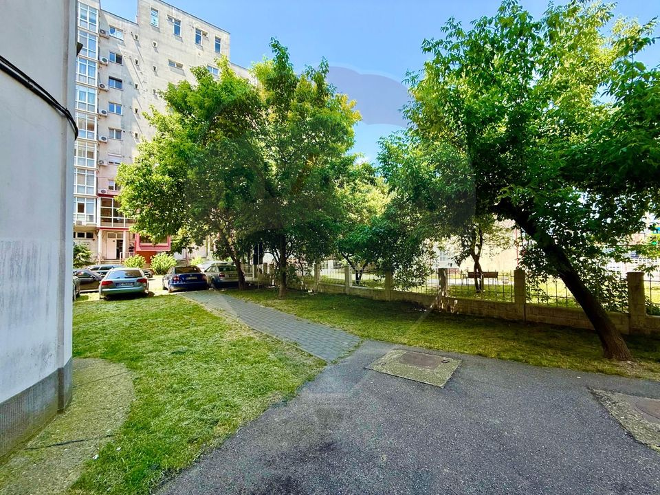 3 room Apartment for sale, 9 Mai area