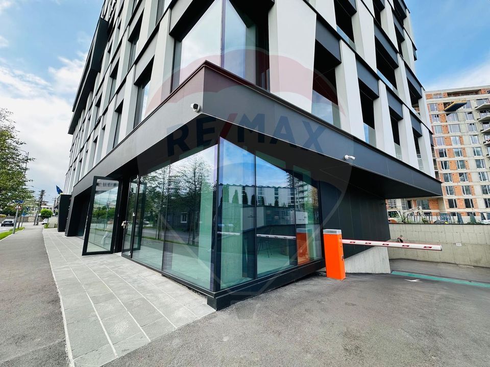 Spațiu comercial - Vitrina - 223 mp - DE INCHIRIAT - zona Garii
