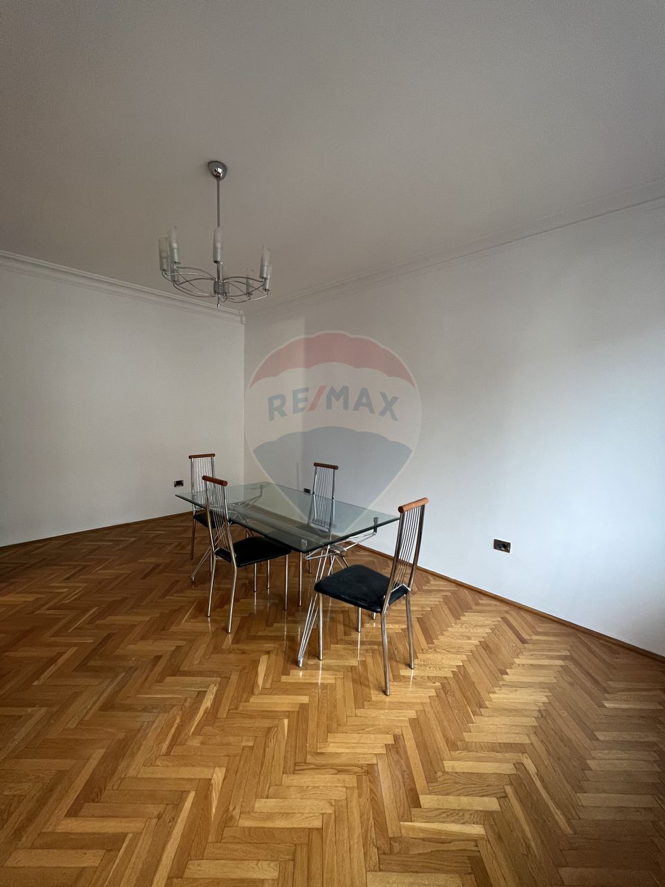 12 room House / Villa for rent, Cotroceni area