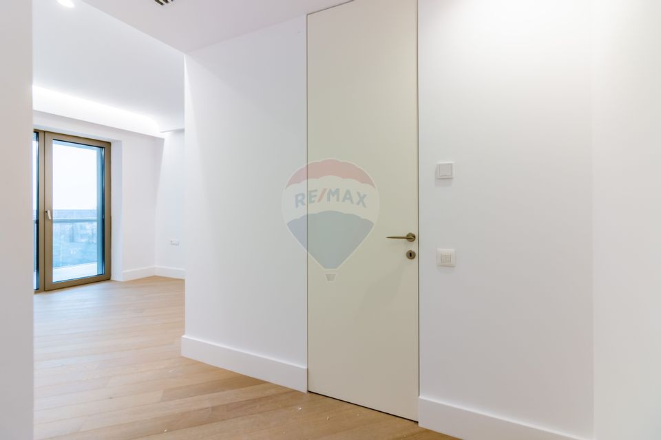 Apartament 3 camere de vânzare – Cortina 126, Bd. Erou Iancu Nicolae