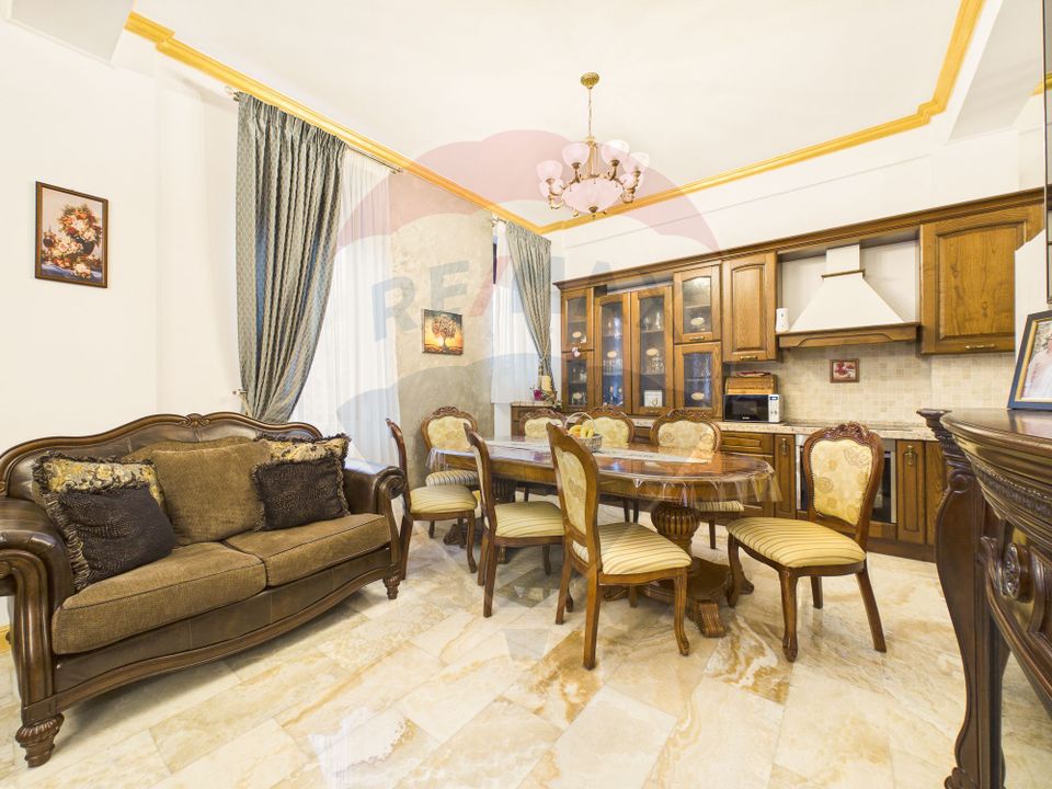 Vila P+2 cu mobilier Italia | Curte privata | Balotesti DN1