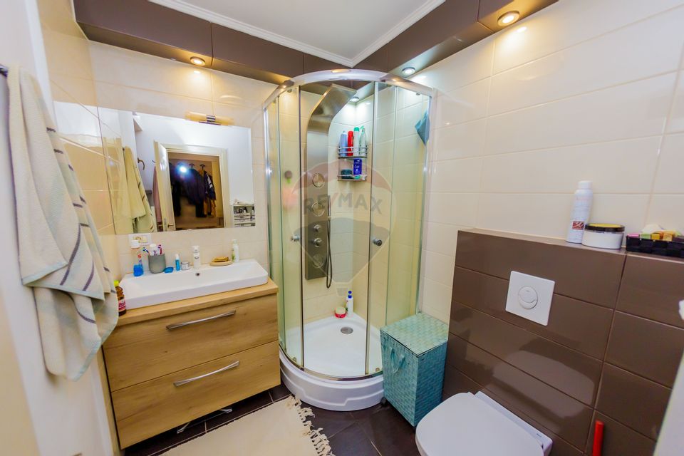 DE VANZARE CASA CU FINISAJE PREMIUM