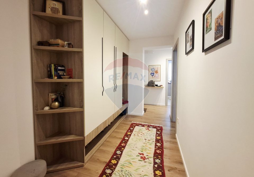 Apartament de închiriat cu 3 camere - Calea Șurii Mici