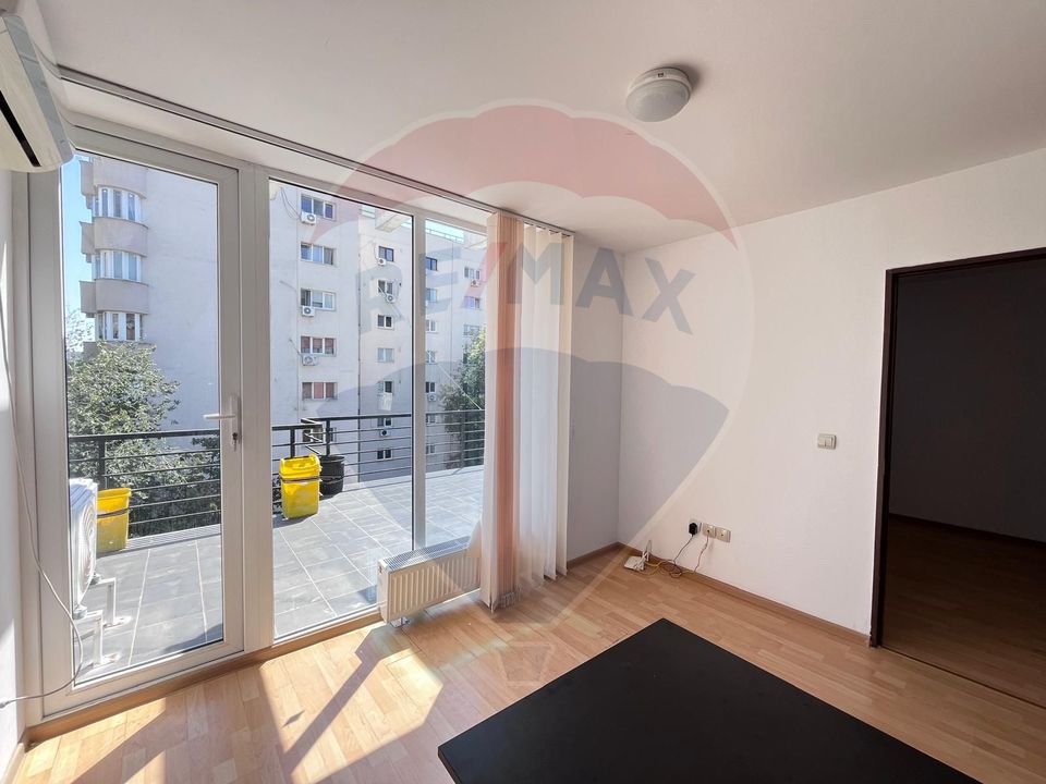 Office space - 50sqm - for rent in Vitan Mall area