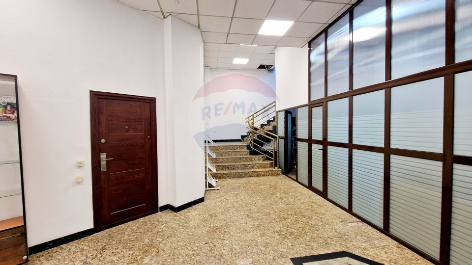 Office space class A surfaces between 20-50 SQM Izvor Unirii Metro