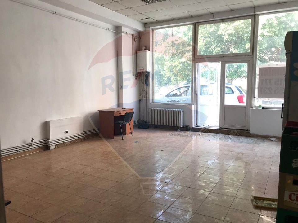 95sq.m Commercial Space for rent, UTA area