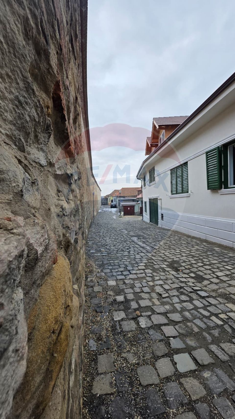 2 room Apartment for rent, Central area