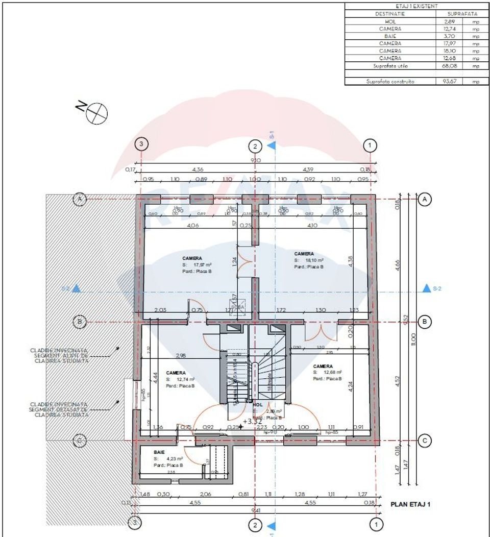 Vilă pe str Alexandru Ioan Cuza, 10 camere, S + P + E, teren 282 mp