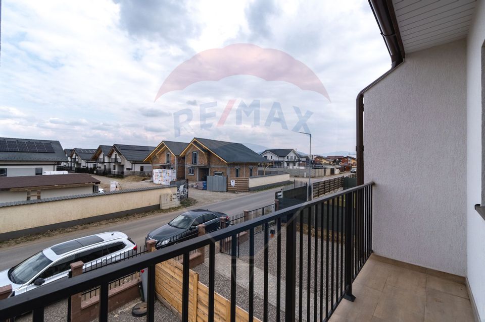 8 room House / Villa for sale