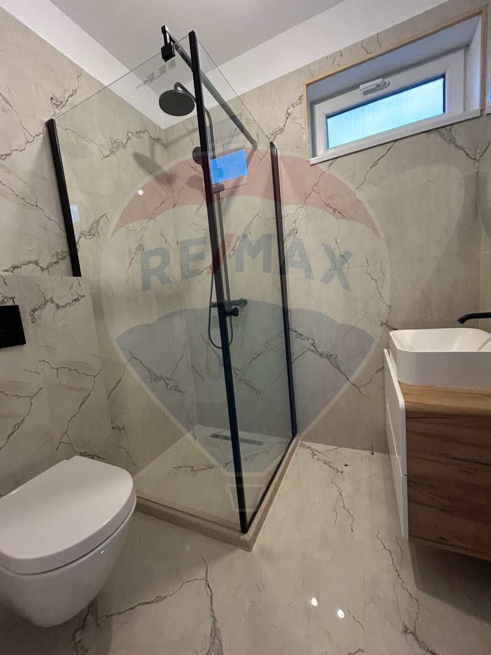 4 room House / Villa for sale