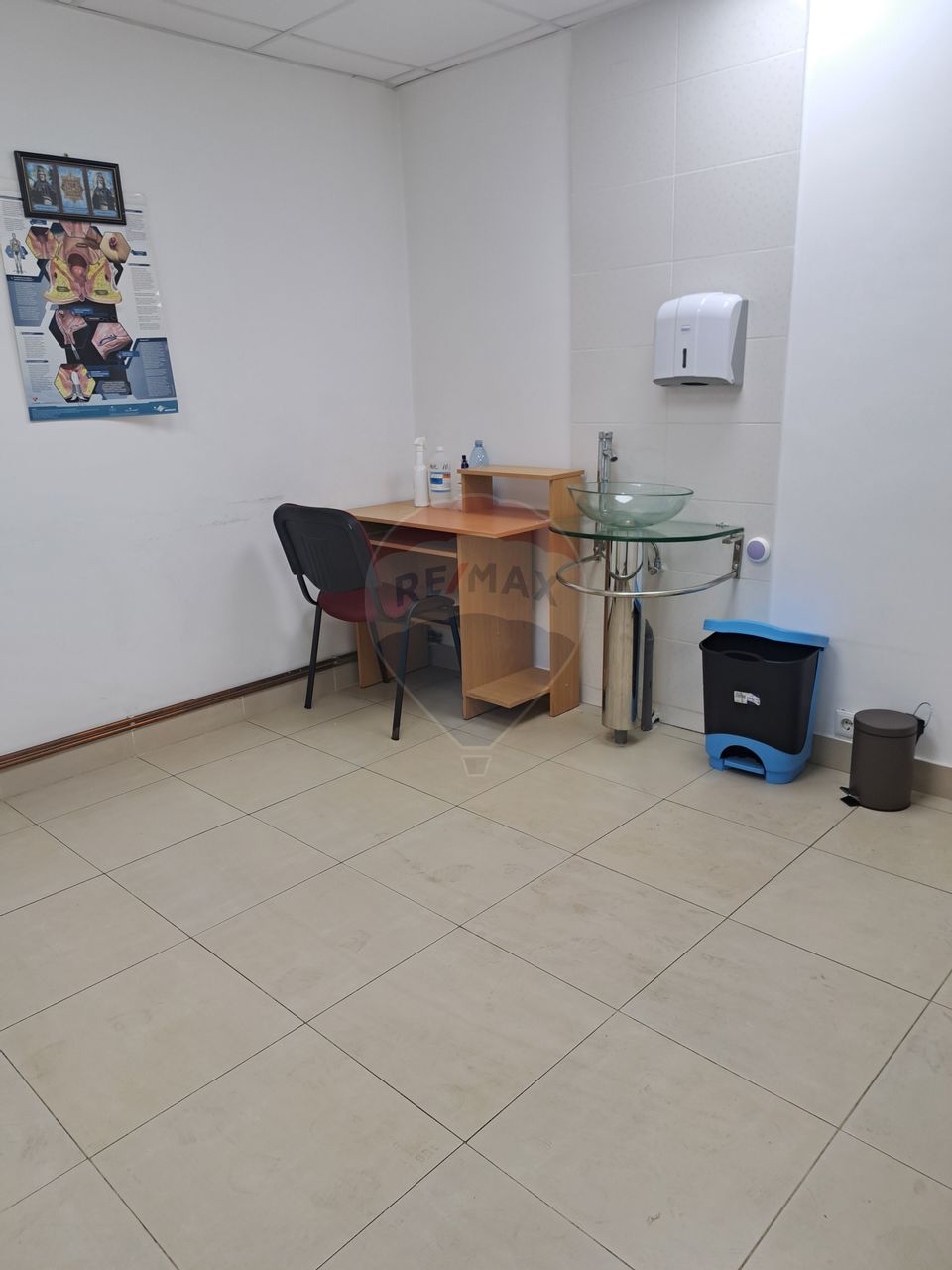 65sq.m Commercial Space for rent, Brazda lui Novac area